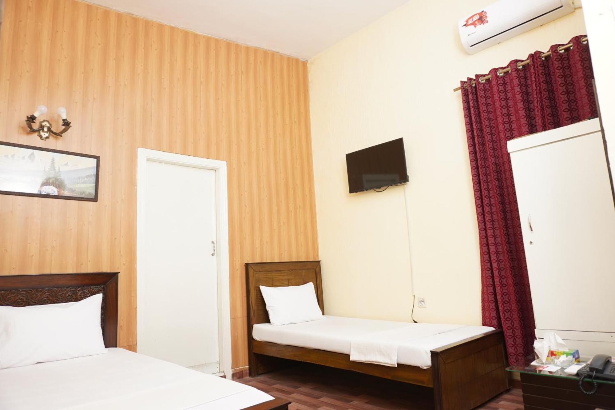 Orion Inn Guest House F-7 איסלמאבד מראה חיצוני תמונה