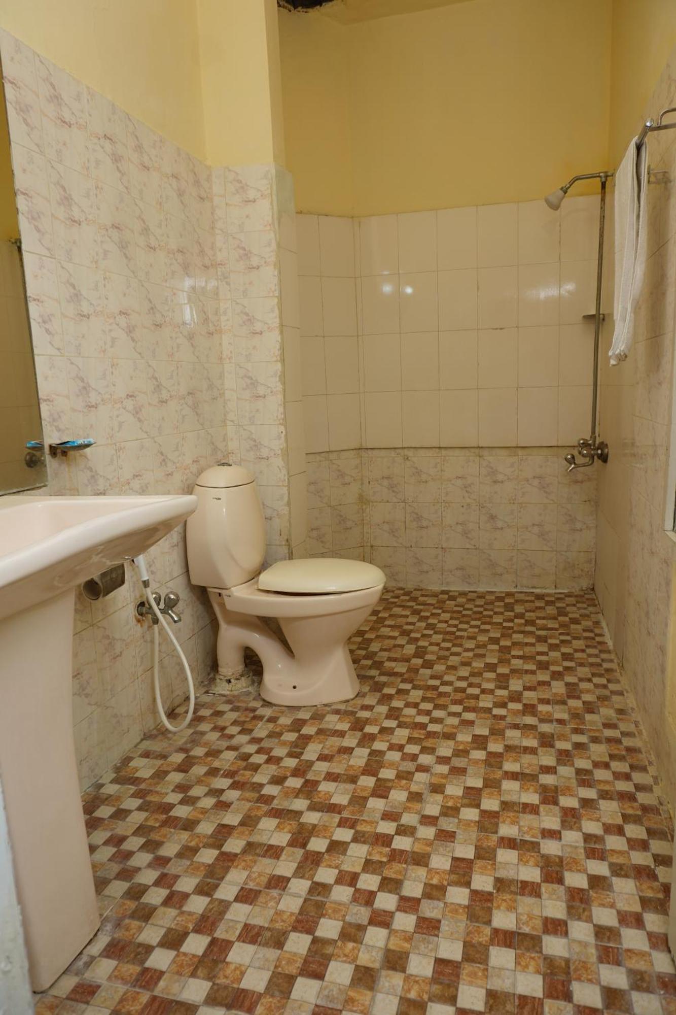 Orion Inn Guest House F-7 איסלמאבד מראה חיצוני תמונה